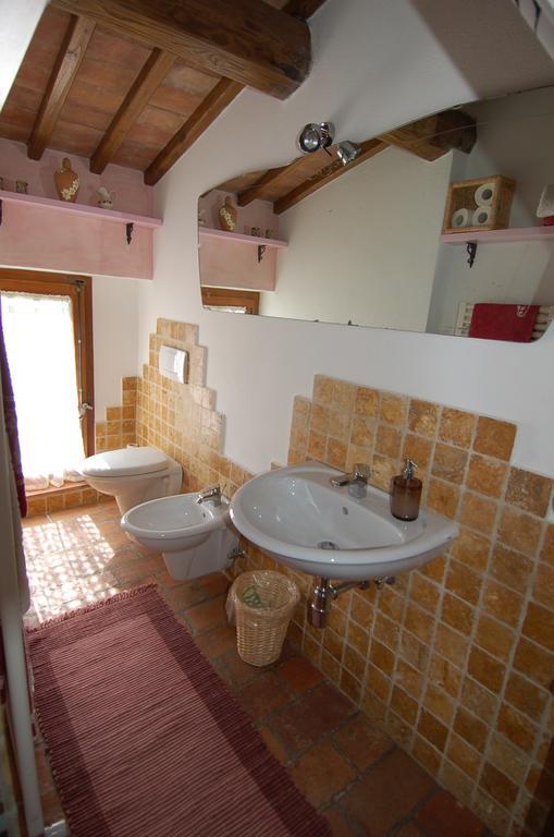La Capanna Di Panpepato Villa Rosia Szoba fotó