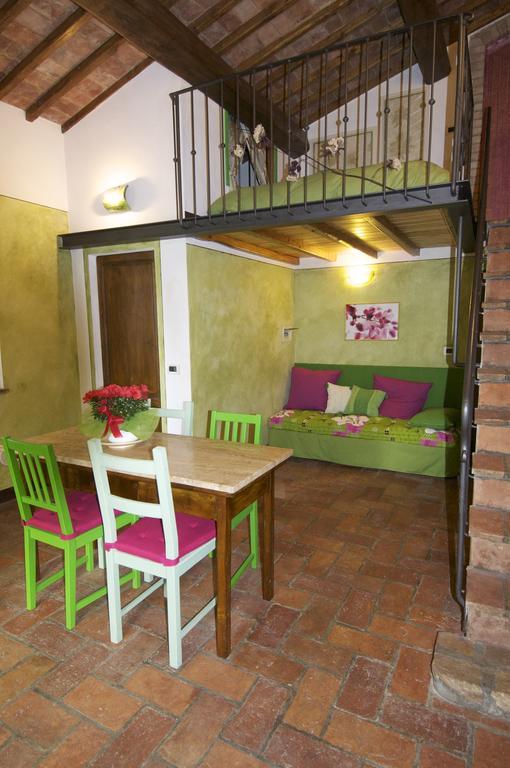La Capanna Di Panpepato Villa Rosia Szoba fotó